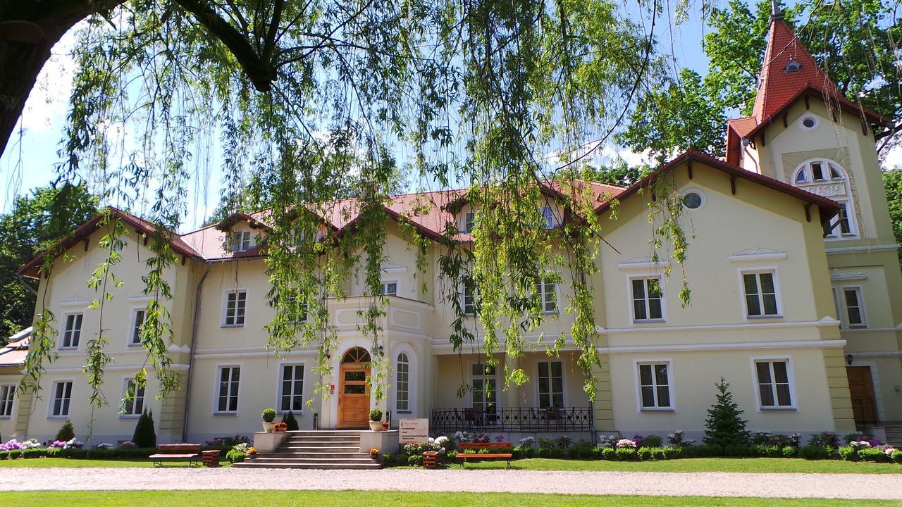 Palac Kobylin Kültér fotó